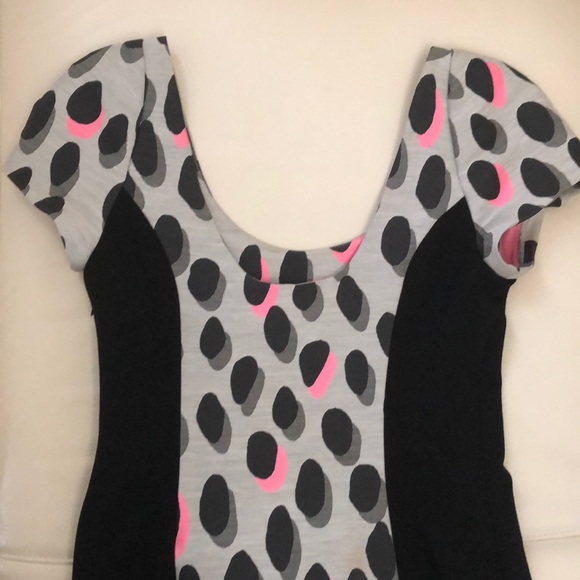 Diane von Furstenberg Dress Sz 6 - Picture 3 of 5